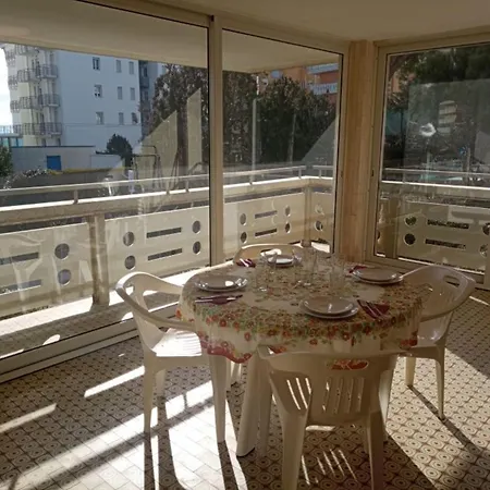Sea View Flat For 7 Guests In A In * Каорле